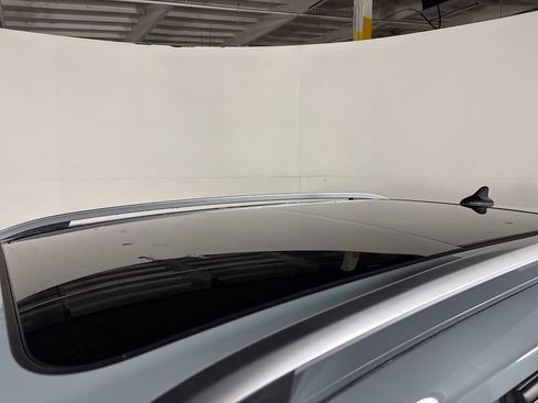 New 2025 Volkswagen Taos SE image 18