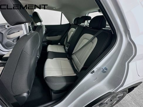Certified 2026 Hyundai Venue SEL FWD image 33