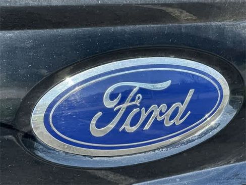 Used 2018 Ford F250 XLT w/ XLT Premium Package image 16