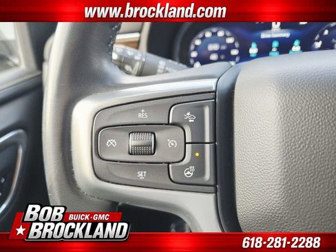 Used 2023 Chevrolet Suburban Premier AWD/4WD image 22