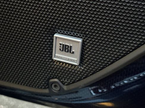 Used 2019 Ferrari 488 Pista Coupe image 34