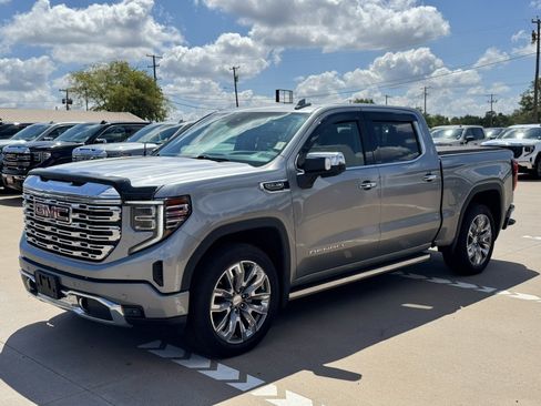 Certified 2024 GMC Sierra 1500 Denali w/ Denali Reserve Package AWD/4WD image 4