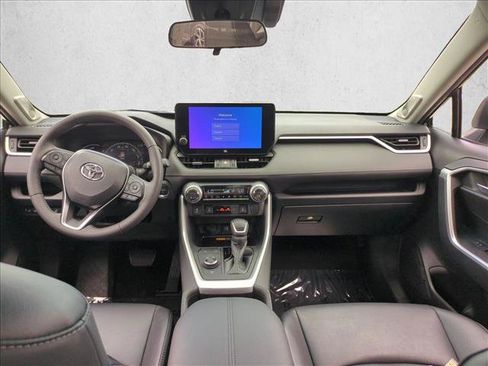 Certified 2023 Toyota RAV4 XLE Premium AWD/4WD image 18