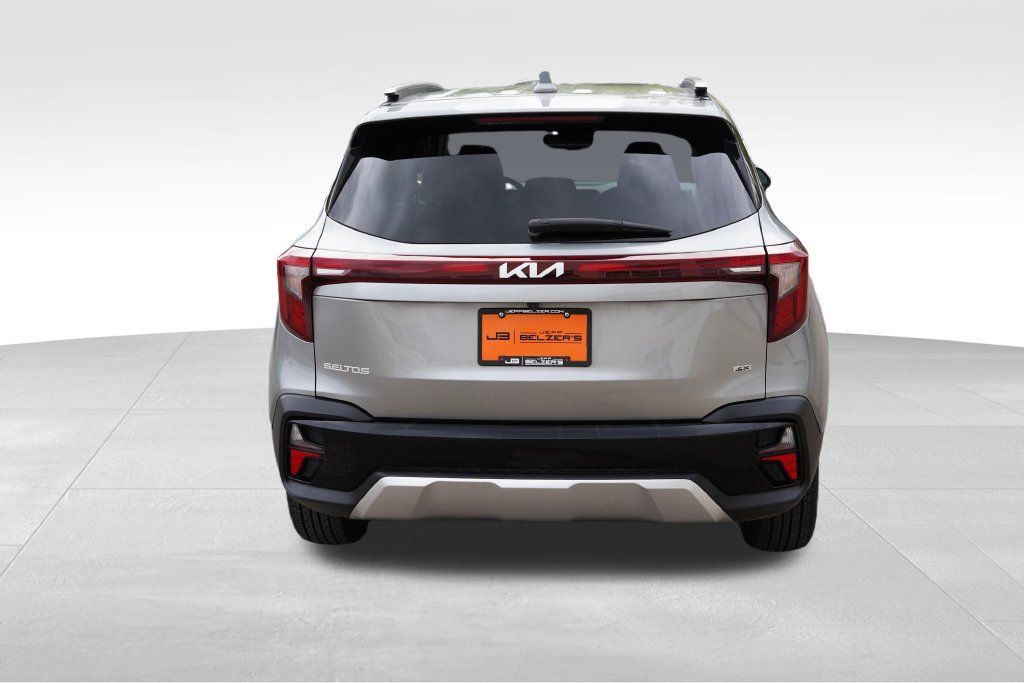 Certified 2024 Kia Seltos S AWD/4WD image 6