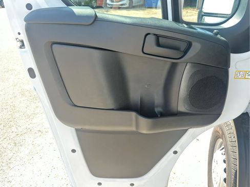 New 2025 RAM ProMaster 2500 w/ Convenience Group image 19