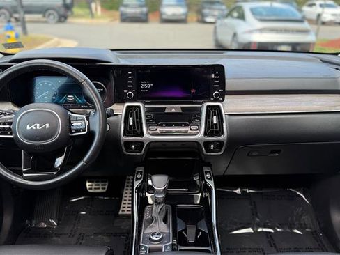 Used 2023 Kia Sorento SX Prestige image 28