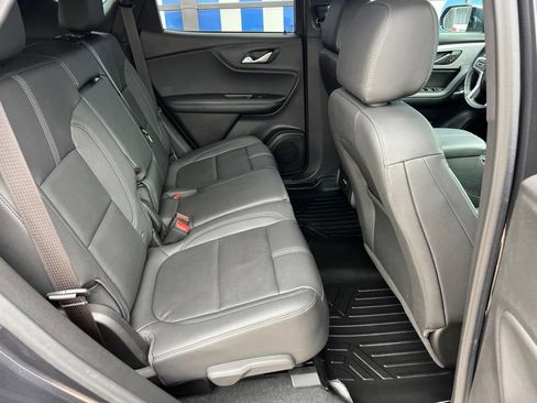 Used 2022 Chevrolet Blazer LT FWD image 15