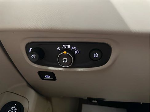 Used 2018 GMC Terrain Denali w/ Advanced Safety Package AWD/4WD image 20
