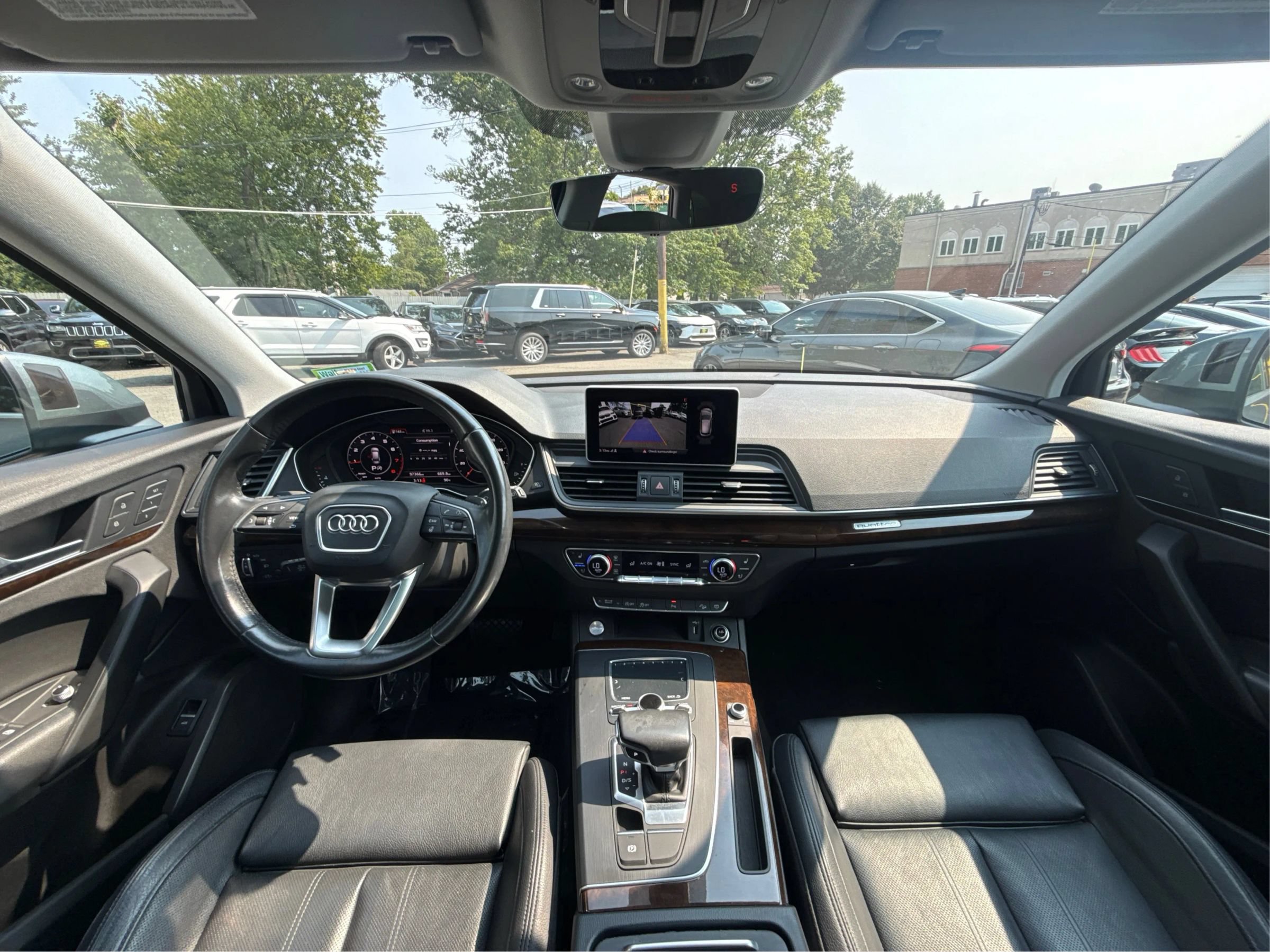 Used 2018 Audi Q5 2.0T Premium Plus w/ Premium Plus Package AWD/4WD image 31