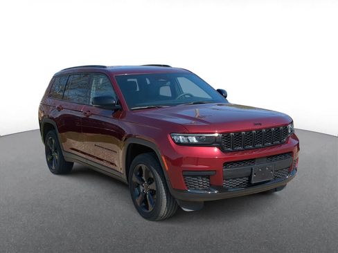 Certified 2023 Jeep Grand Cherokee L Laredo image 2