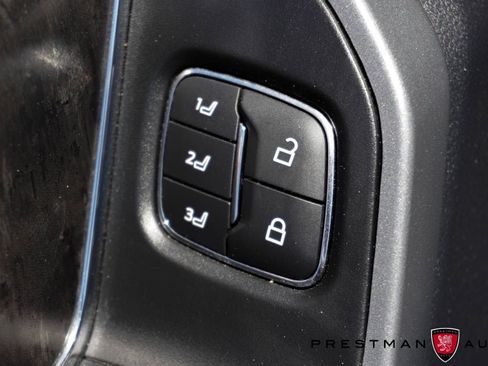Used 2024 Ford F350 Lariat AWD/4WD image 32