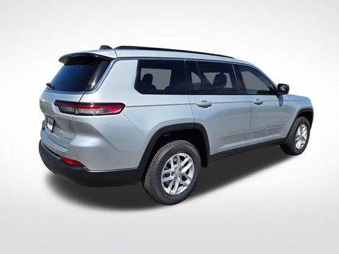 New 2026 Jeep Grand Cherokee L Laredo AWD/4WD image 3