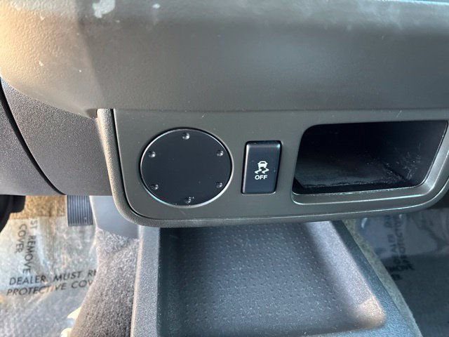 Used 2017 Nissan Frontier SV RWD image 11