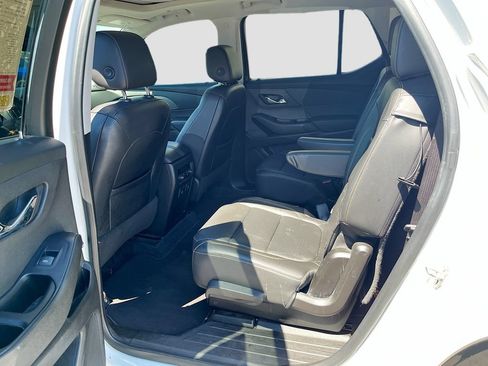 Used 2021 Chevrolet Traverse Premier w/ Redline Edition FWD image 26