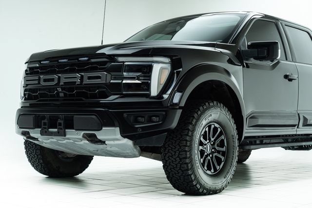 Used 2025 Ford F150 Raptor AWD/4WD image 10
