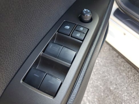 Certified 2024 Toyota Camry SE image 18