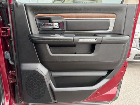Used 2017 RAM 1500 Laramie w/ Convenience Group image 16