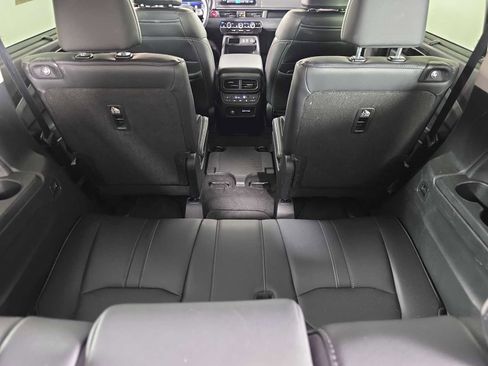 Used 2023 Honda Pilot Elite image 42