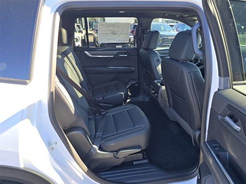 New 2026 GMC Acadia Elevation w/ Elevation Premium Package image 33