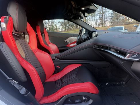 Used 2023 Chevrolet Corvette 2LT w/ Z51 Performance Package image 10