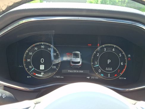 Used 2026 Jaguar F-PACE R-Dynamic S AWD/4WD image 44