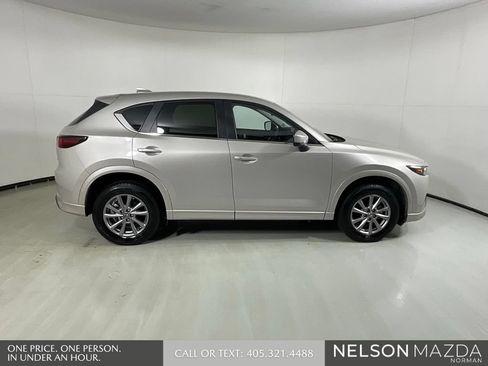 Used 2025 MAZDA CX-5 AWD 2.5 S w/ Select Package image 5