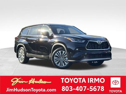 New 2026 Toyota Highlander Platinum