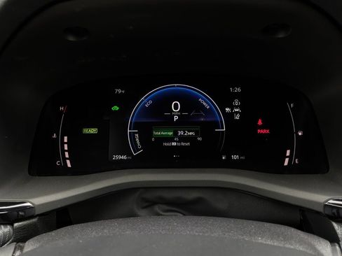 Used 2026 Toyota Camry SE FWD image 37