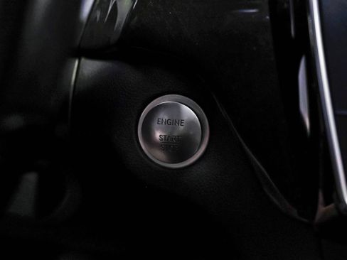 Used 2018 Mercedes-Benz GLS 550 GLS 550 4MATIC Sport Utility 4 w/ Driver Assistance Package image 17