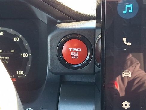 Used 2024 Toyota Tacoma TRD Sport image 23