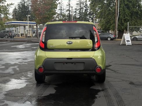 Used 2016 Kia Soul FWD image 7