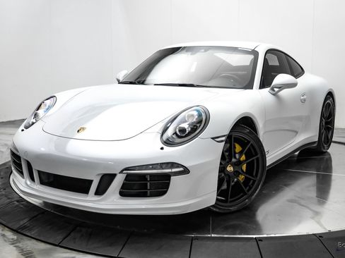 Used 2015 Porsche 911 Carrera GTS RWD image 5