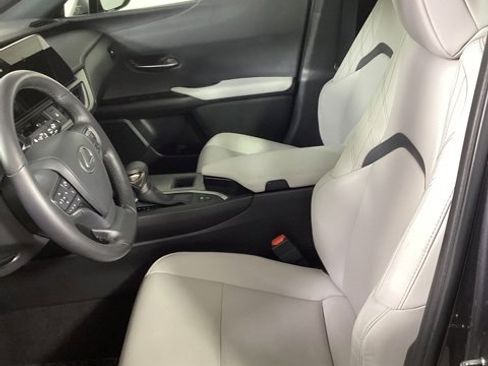 Used 2024 Lexus UX 250h AWD image 12