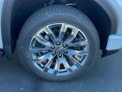 New 2026 GMC Sierra 1500 Denali w/ Denali Reserve Package image 9