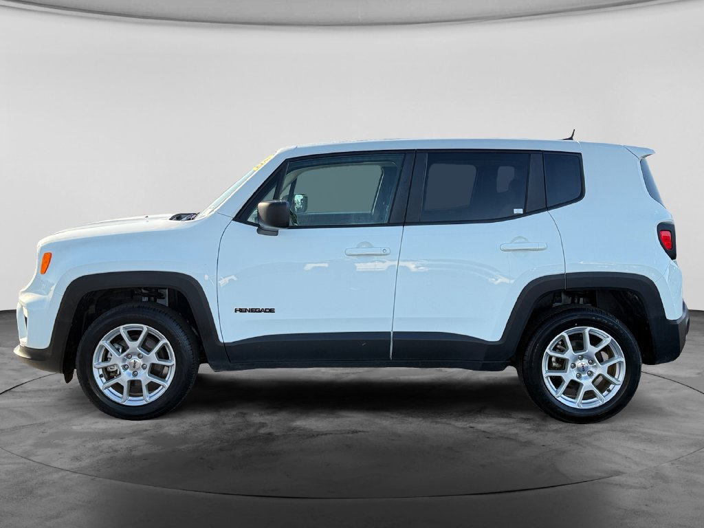 Used 2023 Jeep Renegade Latitude AWD/4WD image 6