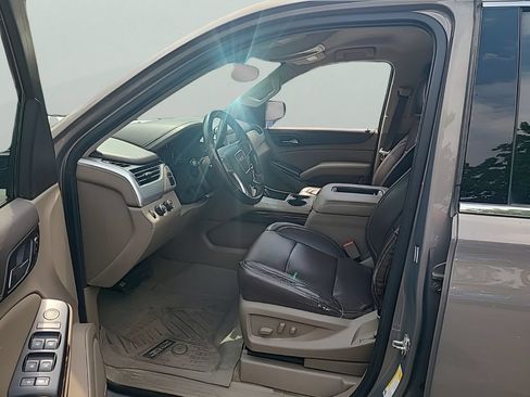 Used 2019 GMC Yukon XL SLE AWD/4WD image 10