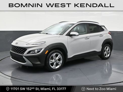 Used 2022 Hyundai Kona SEL FWD image 1