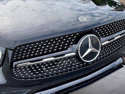 Used 2022 Mercedes-Benz GLC 300 image 33