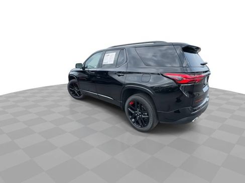 Certified 2023 Chevrolet Traverse Premier w/ Redline Edition AWD/4WD image 6