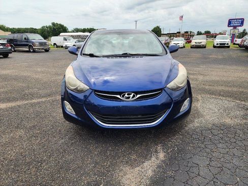 Used 2013 Hyundai Elantra GLS w/ Preferred Pkg FWD image 12