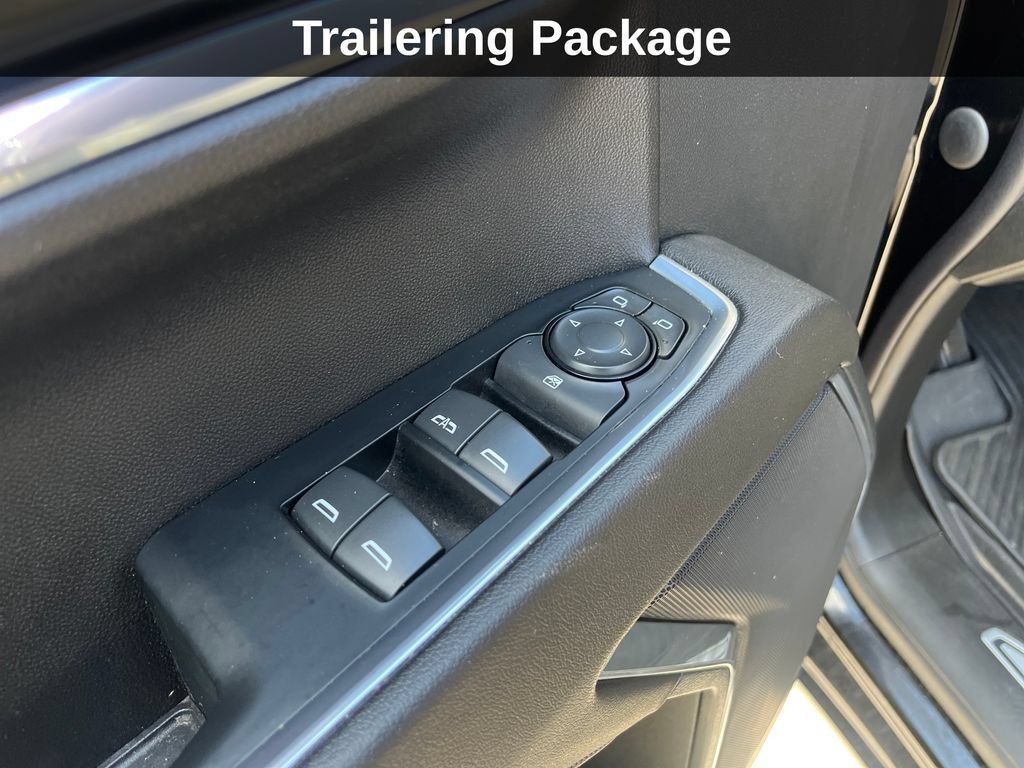 Used 2023 Chevrolet Silverado 1500 LT AWD/4WD image 15