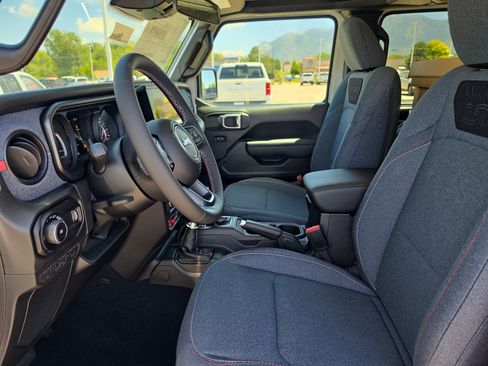 New 2026 Jeep Wrangler Unlimited Sport w/ Dual Top Group AWD/4WD image 10