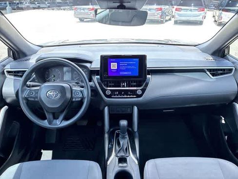 Used 2024 Toyota Corolla Cross AWD Hybrid image 16