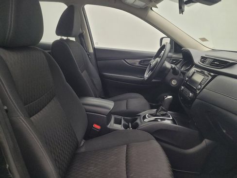 Used 2019 Nissan Rogue S FWD image 21