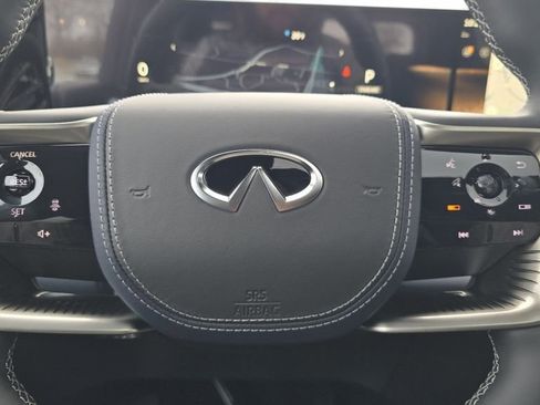 New 2026 INFINITI QX80 SPORT w/ Sport Exterior Package image 32