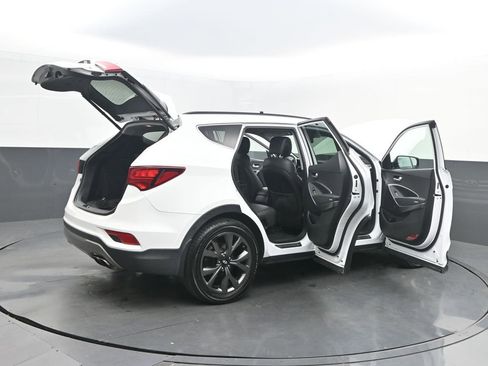 Used 2018 Hyundai Santa Fe Sport image 35