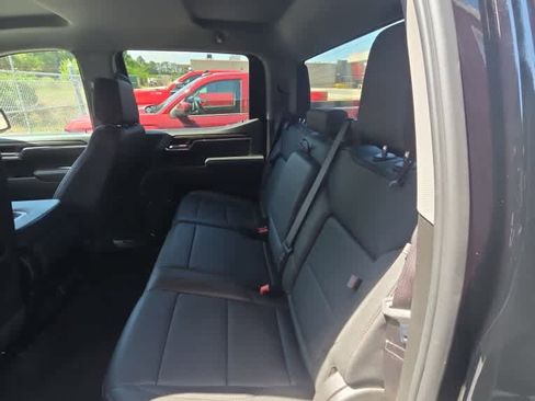 Used 2025 GMC Sierra 1500 SLT RWD image 6