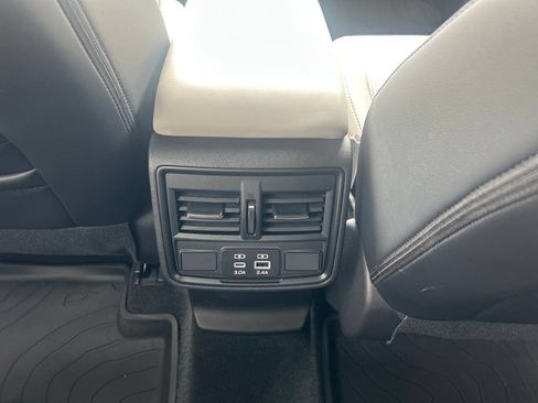 Used 2026 Subaru Forester Premium AWD/4WD image 30