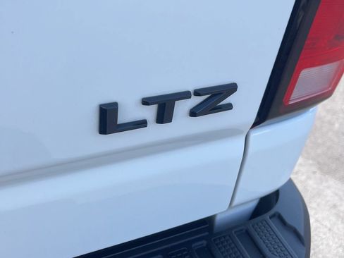 Used 2025 Chevrolet Silverado 2500 LTZ w/ LTZ Plus Package AWD/4WD image 10