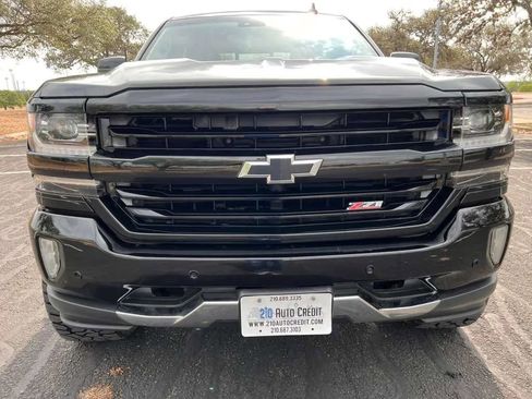 Used 2017 Chevrolet Silverado 1500 LTZ Z71 w/ LTZ Plus Package image 11
